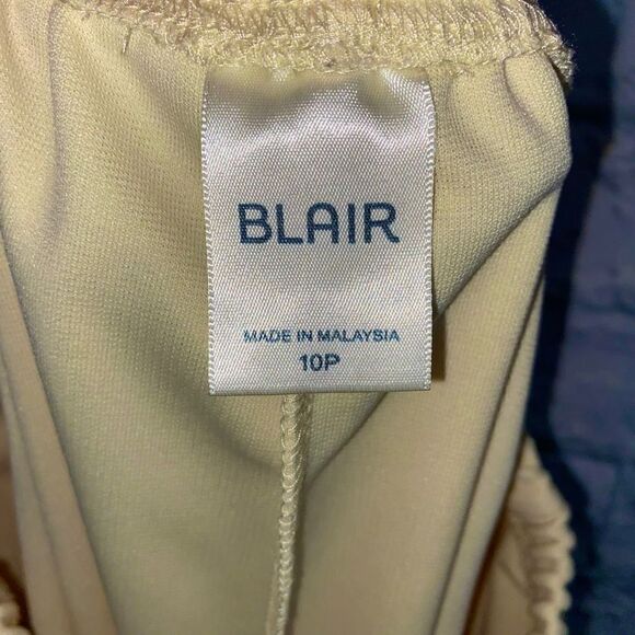 Blair pull on capris w/elastic waistband yellow sz 10 petite - Picture 4 of 5